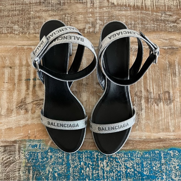 BALENCIAGA Metallic Sandals - Picture 5 of 7